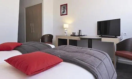 Coeur Marin 4* レ・サ​​ーブル・ドロンヌ